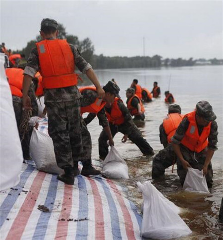八一建軍節(jié):致敬中國軍人,液化氣儲罐廠家獻給***可愛的人！